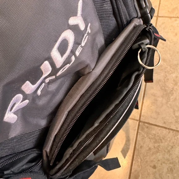 RUDY PROJECT backpack. Many features. Many compartments. Brand new. - Picture 11 of 16